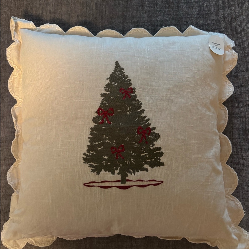 Embroidered tree and scalloped edge Christmas tree pillow - Picture 5 of 5